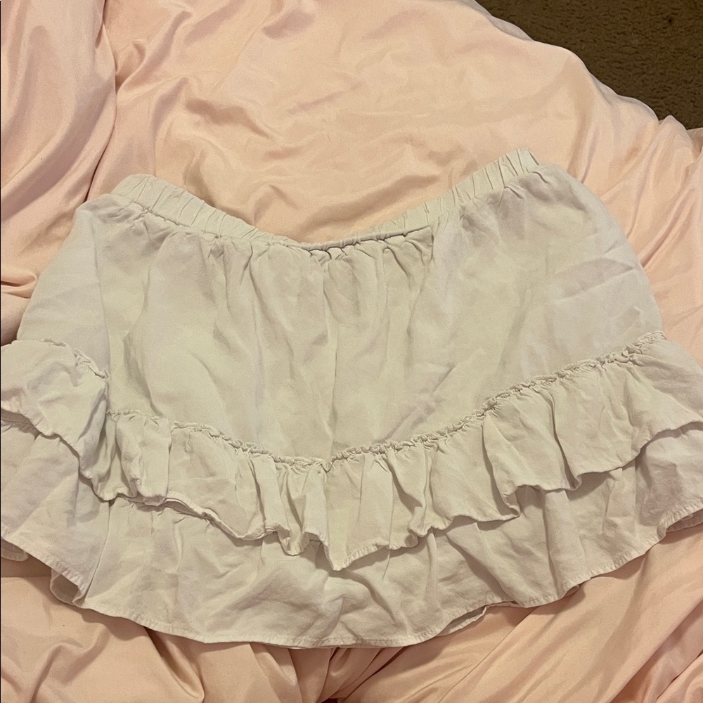 Brandy Melville White Ruffled Mini Skirt